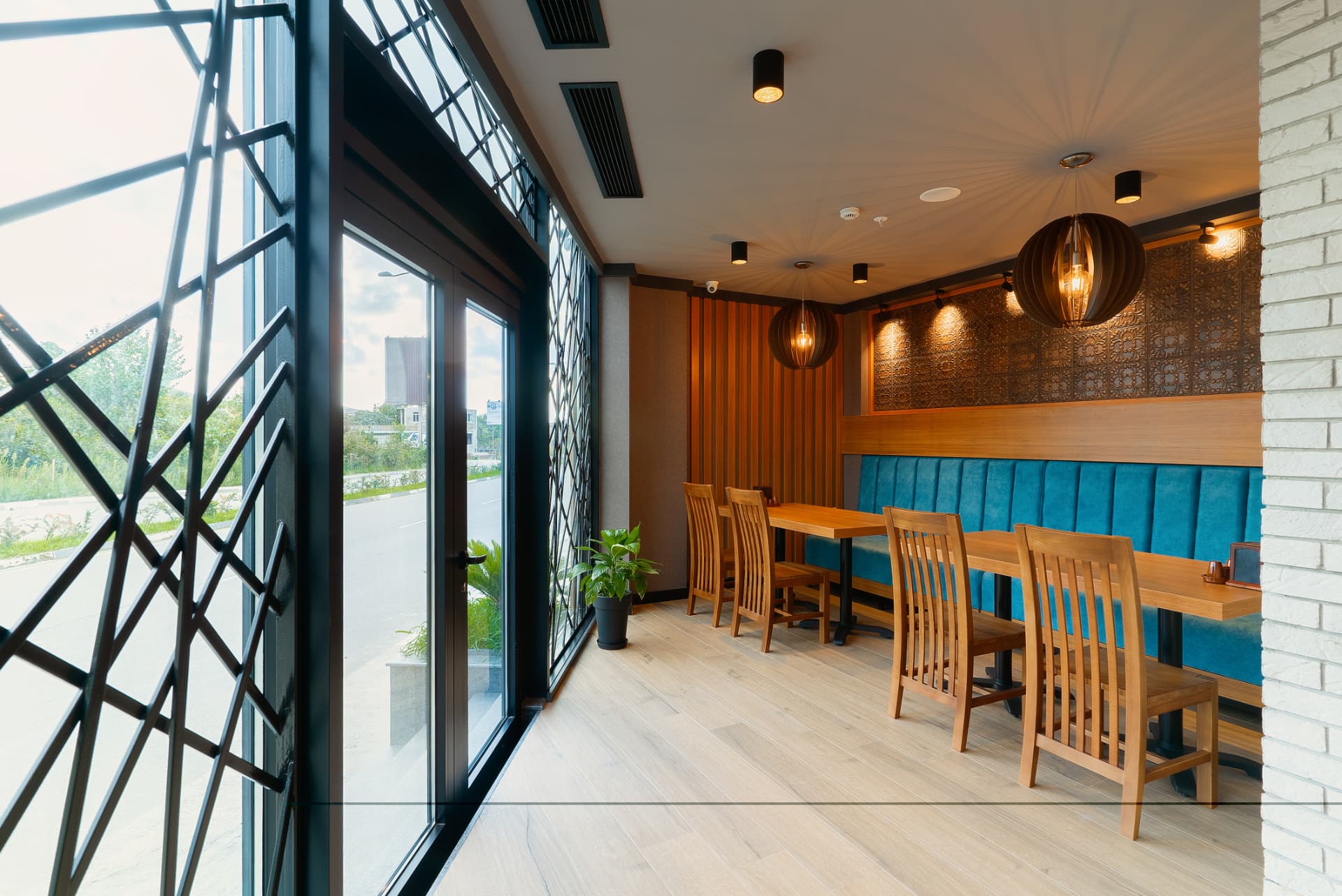 COZY LOFT HOTEL — 3/5